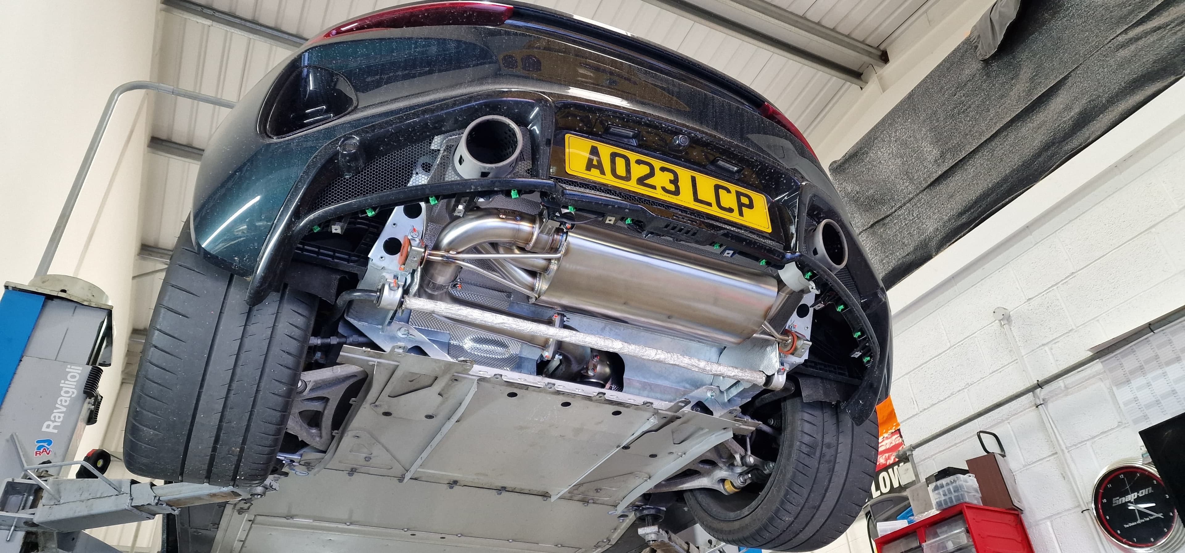 V6 Emira with custom exhaust system