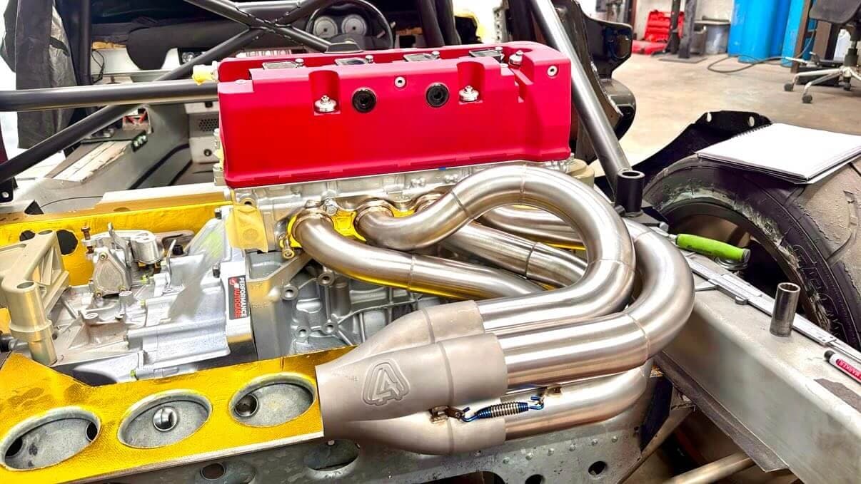 In progress Lotus Elise S2 K-swap build with ITBs