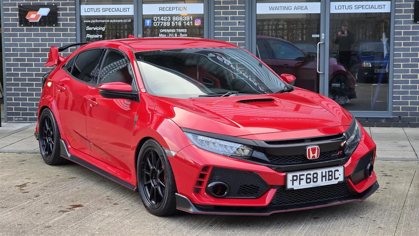 Honda Civic (MK10) 2.0 VTEC Type R GT [FK8] view 3